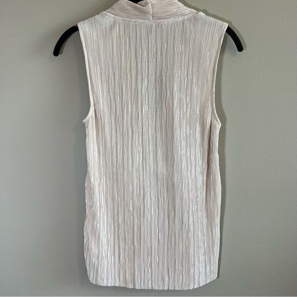 ✨ Express Women’s Champagne Crinkle Front Knot Top Small - Picture 7 of 11